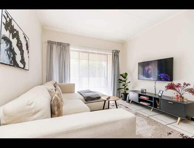 1 BEDROOM APARTMENT FOR SALE IN PAULSHOF